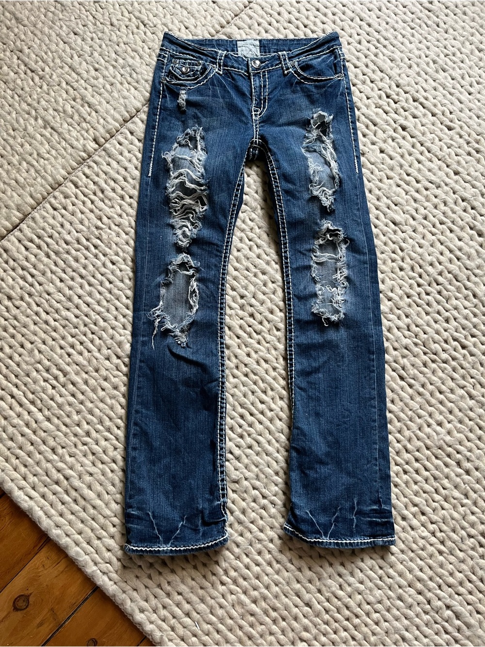 Y2K Distressed L.A. ICON Jeans | size 11 on tag